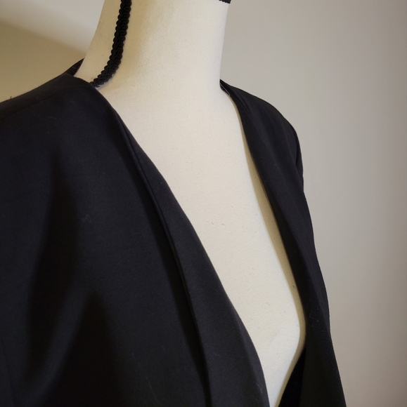 Premise Studio Zipper Detailed Blazer - Picture 3 of 8